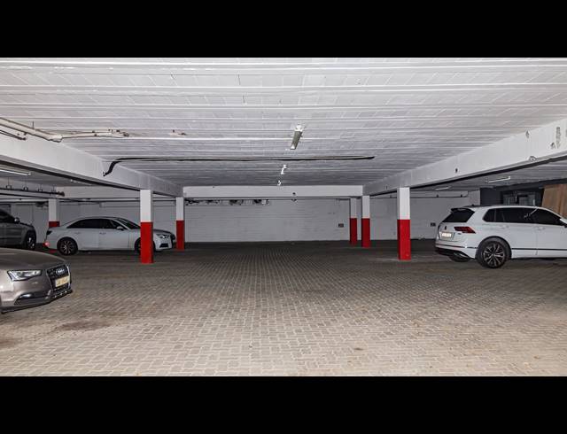 2,400M² BUSINESS CENTRE FOR SALE IN MILNERTON CENTRAL